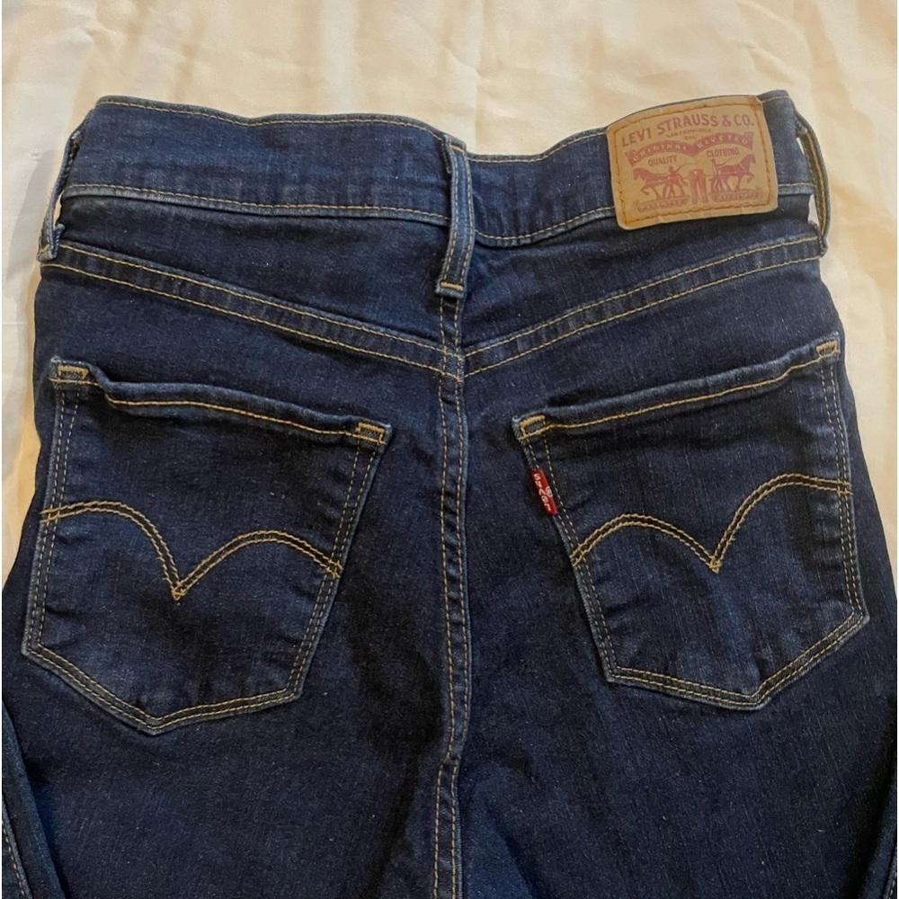 Levi’s, woman’s jeans - Picture 5 of 12